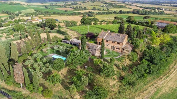 appartamento in vendita a Cortona in zona Casale