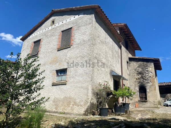 casa indipendente in vendita a Cortona in zona Casale