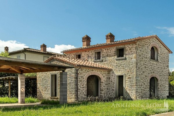 casa indipendente in vendita a Cortona in zona Casale