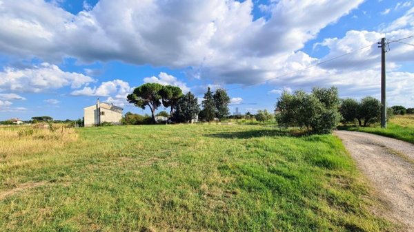 casa indipendente in vendita a Cortona in zona Terontola