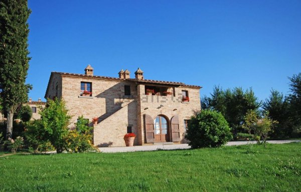 casa indipendente in vendita a Cortona in zona Casale