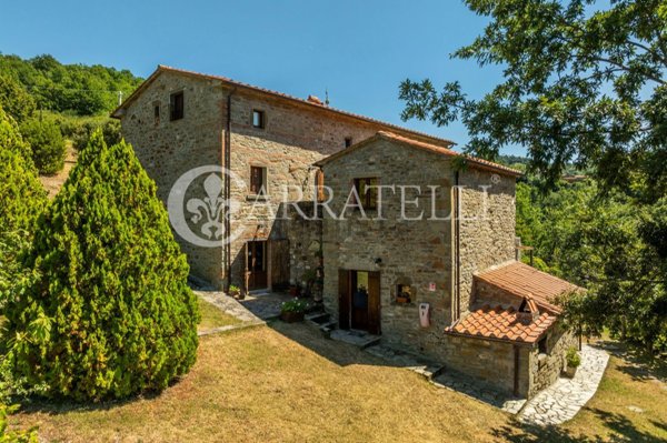 casa indipendente in vendita a Cortona in zona Casale