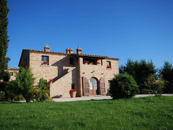 casa indipendente in vendita a Cortona in zona Casale