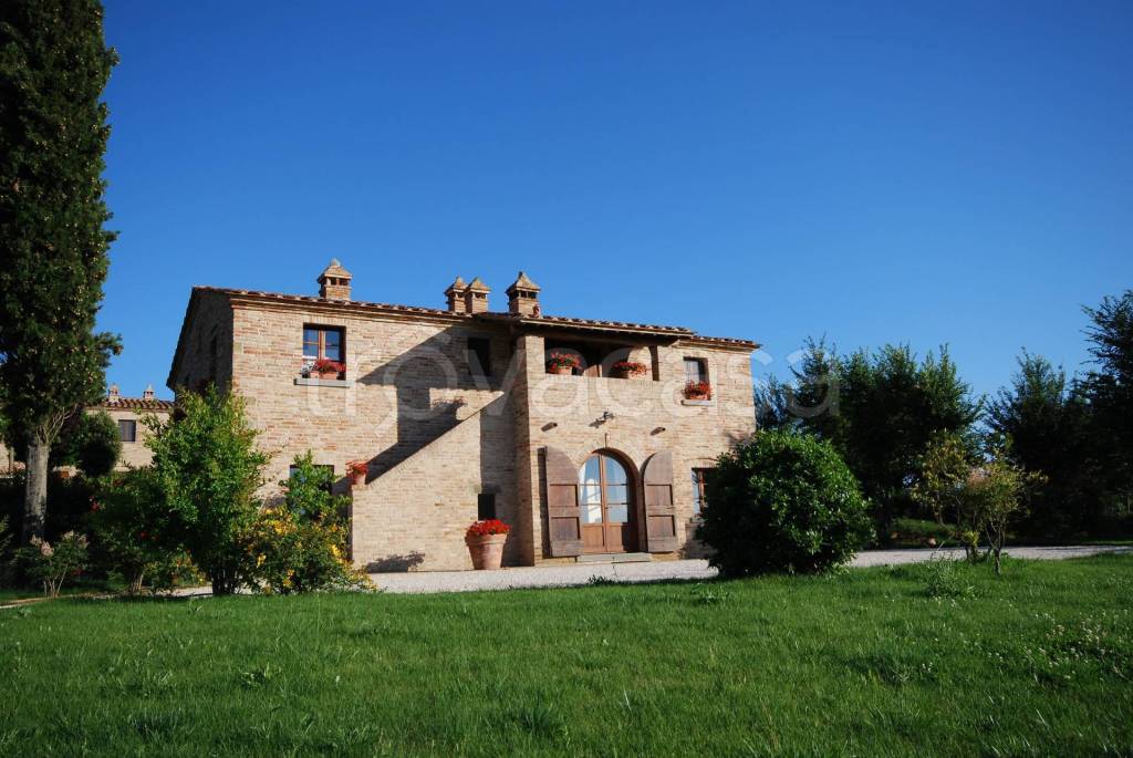 casa indipendente in vendita a Cortona in zona Casale