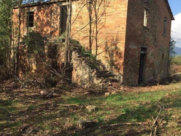 casa indipendente in vendita a Cortona in zona Casale