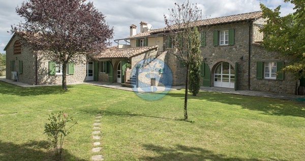 casale in vendita a Cortona in zona Casale