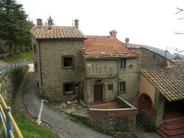 casa indipendente in vendita a Cortona in zona Mercatale