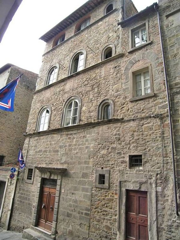 appartamento in vendita a Cortona in zona Torreone