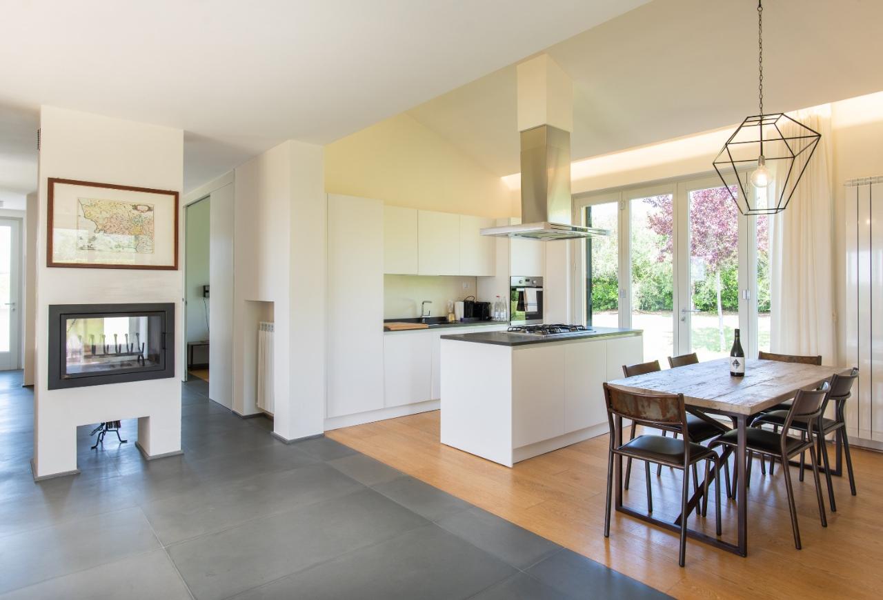 casa indipendente in vendita a Cortona in zona Casale