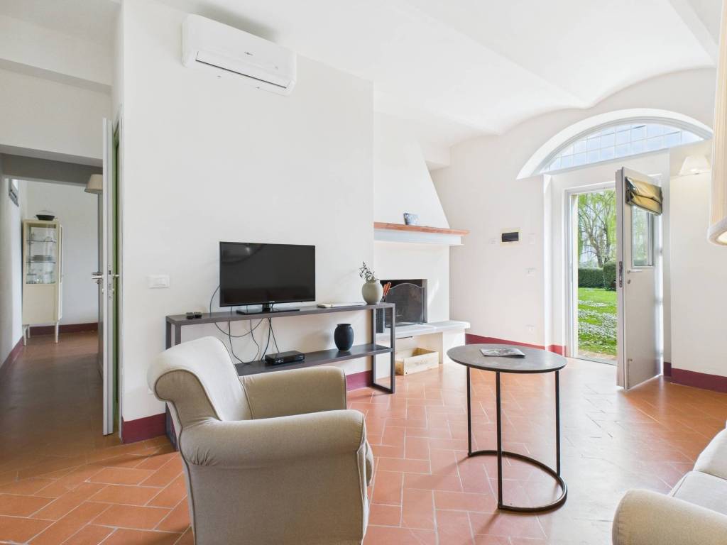 casa indipendente in vendita a Cortona in zona Casale