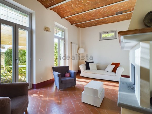 casa indipendente in vendita a Cortona in zona Casale