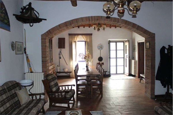casa indipendente in vendita a Cortona in zona Creti
