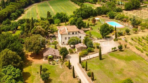 villa in vendita a Cortona in zona San Pietro a Cegliolo