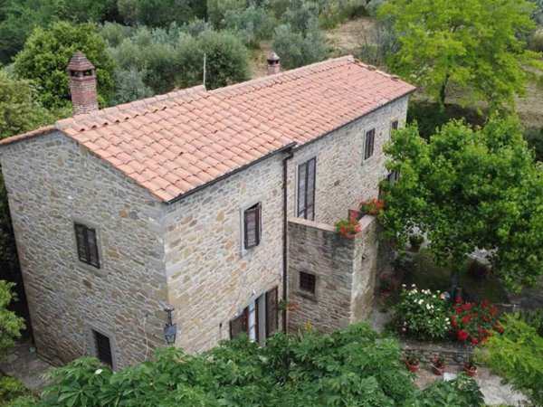 casa indipendente in vendita a Cortona in zona Casale