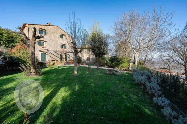 casa indipendente in vendita a Cortona in zona Casale