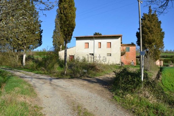 casa indipendente in vendita a Cortona in zona Chianacce