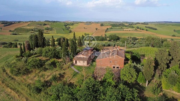 casa indipendente in vendita a Cortona in zona Casale