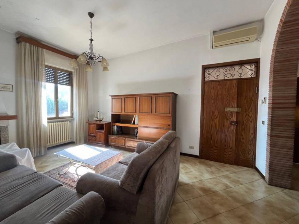 appartamento in vendita a Cortona in zona Camucia