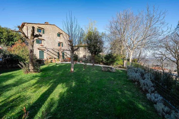 casa indipendente in vendita a Cortona in zona Teverina