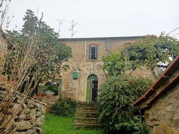 casale in vendita a Cortona in zona Pergo