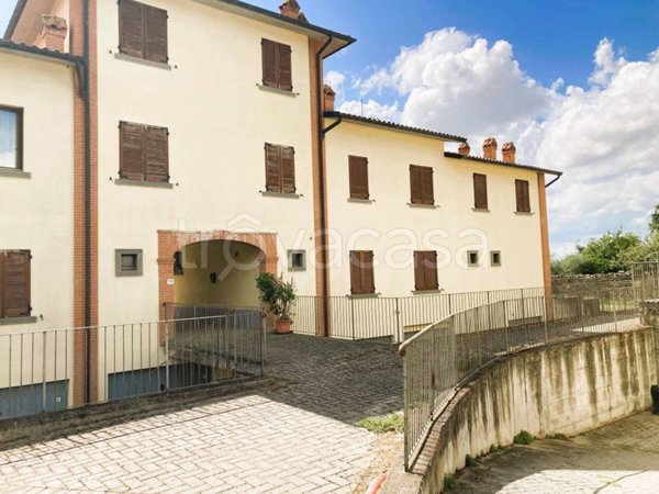 appartamento in vendita a Cortona in zona Monsigliolo