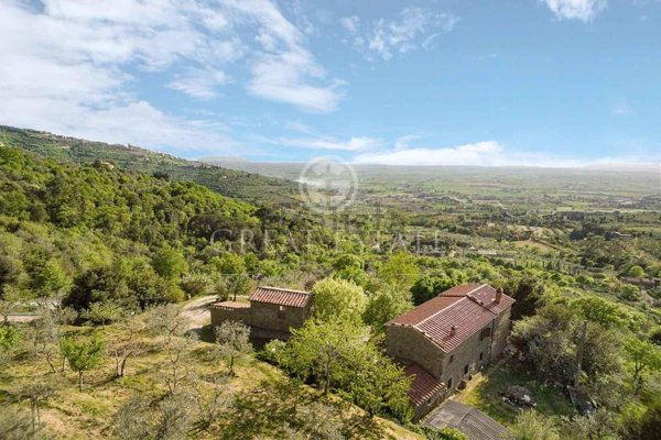 casa indipendente in vendita a Cortona in zona Casale