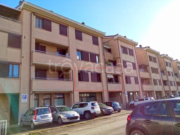 appartamento in vendita a Cortona in zona Camucia