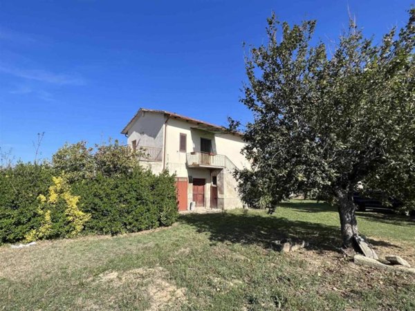 casa indipendente in vendita a Cortona in zona Casale