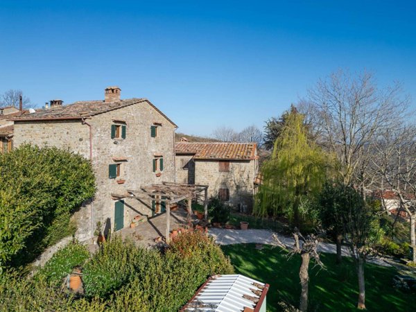 casa indipendente in vendita a Cortona in zona Casale