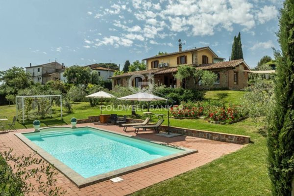 casa indipendente in vendita a Cortona in zona Cignano