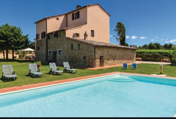 casa indipendente in vendita a Cortona in zona Casale