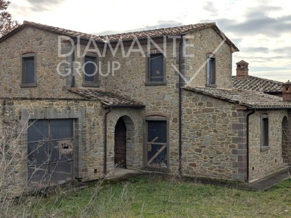 casa indipendente in vendita a Cortona in zona Casale