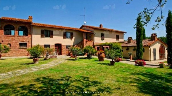 casa indipendente in vendita a Cortona in zona Casale