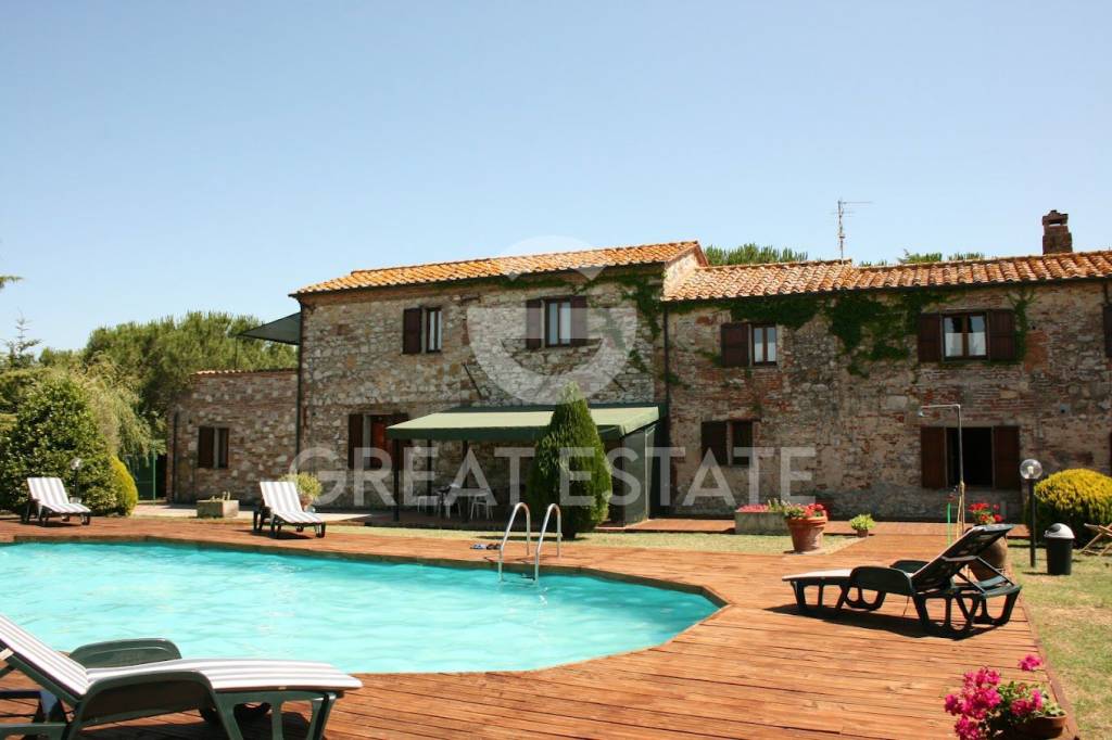 casa indipendente in vendita a Cortona in zona Casale