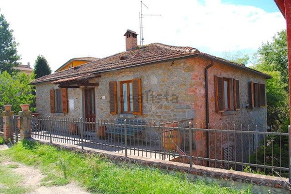 appartamento in vendita a Cortona in zona Terontola