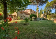 casa indipendente in vendita a Cortona in zona Montanare