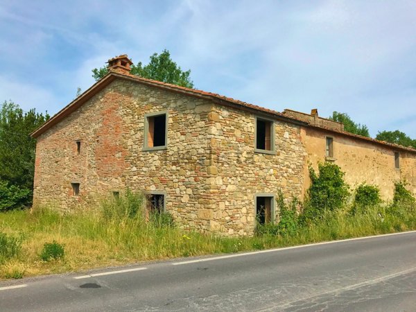 terreno agricolo in vendita a Cortona in zona Casale