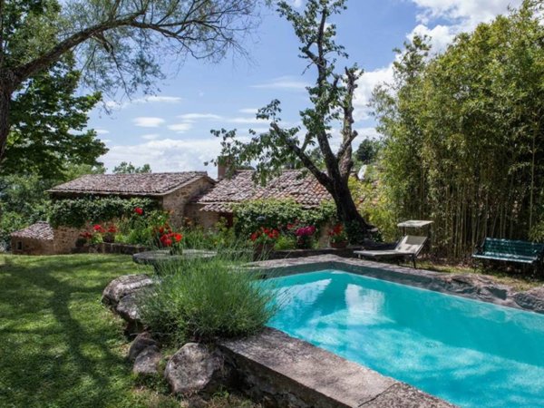 casa indipendente in vendita a Cortona in zona Casale