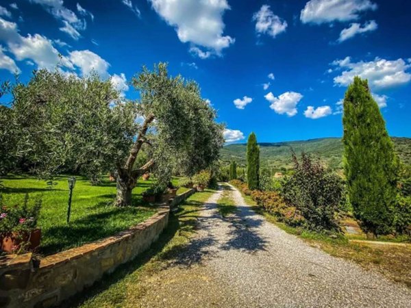 casa indipendente in vendita a Cortona in zona Casale