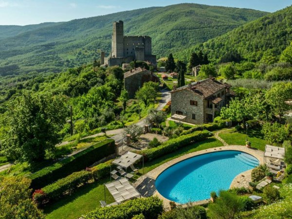 casa indipendente in vendita a Cortona in zona Casale