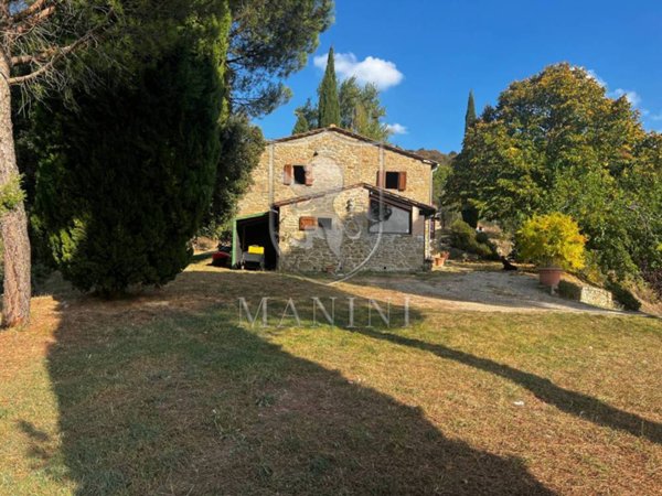 casa indipendente in vendita a Cortona in zona Casale