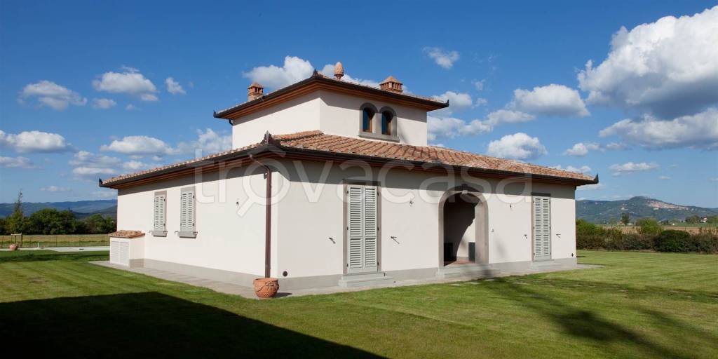 casa indipendente in vendita a Cortona in zona Casale