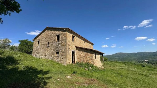 villa in vendita a Cortona