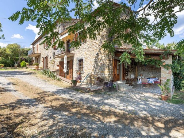 casa indipendente in vendita a Cortona in zona Casale