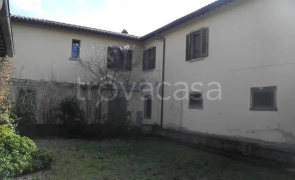 appartamento in vendita a Cortona in zona Terontola
