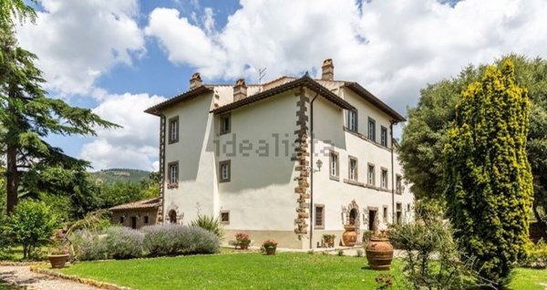 villa in vendita a Cortona