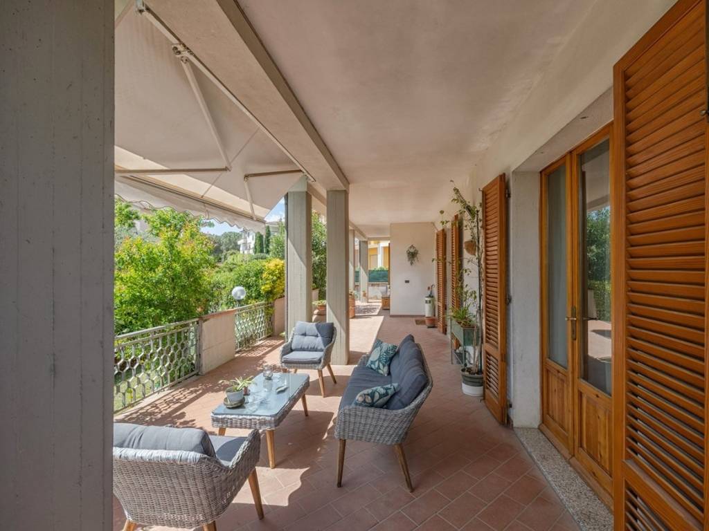 casa indipendente in vendita a Cortona in zona Montecchio