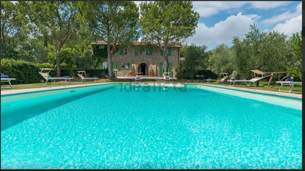casa indipendente in vendita a Cortona in zona Casale