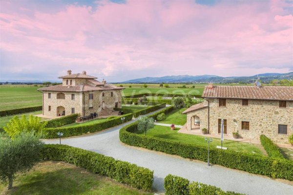 casa indipendente in vendita a Cortona in zona Casale