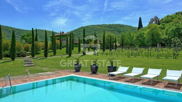 casa indipendente in vendita a Cortona in zona Casale